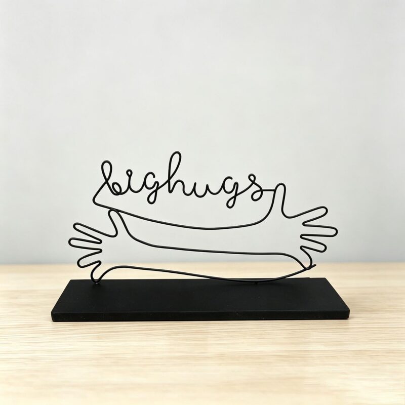 Metal Tabletop Ornament - Love & Friendship - lr.zacpzw.com