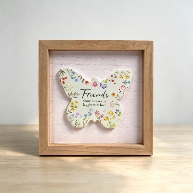 Wooden Decor - Love & Friendship - lr.zacpzw.com