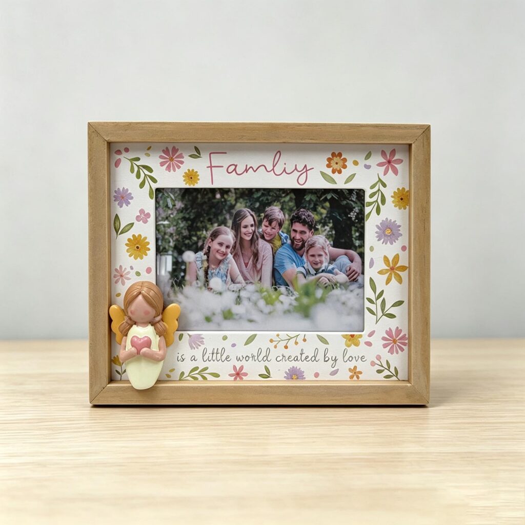 Wooden Photo Frame - Love & Friendship - lr.zacpzw.com